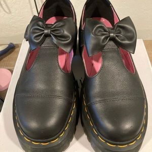 Dr martens Bethan lazy oaf platforms